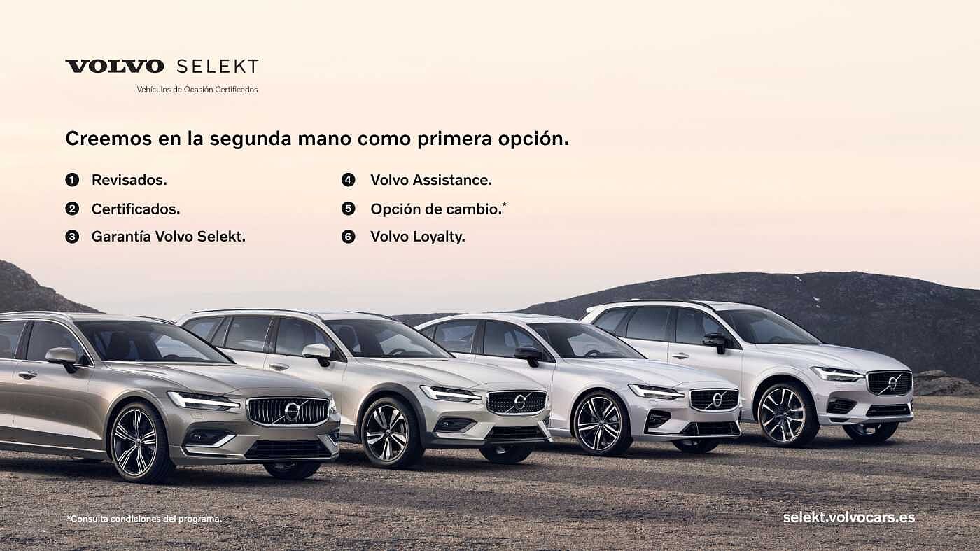 Volvo  XC40 Core, T2 automático, Gasolina