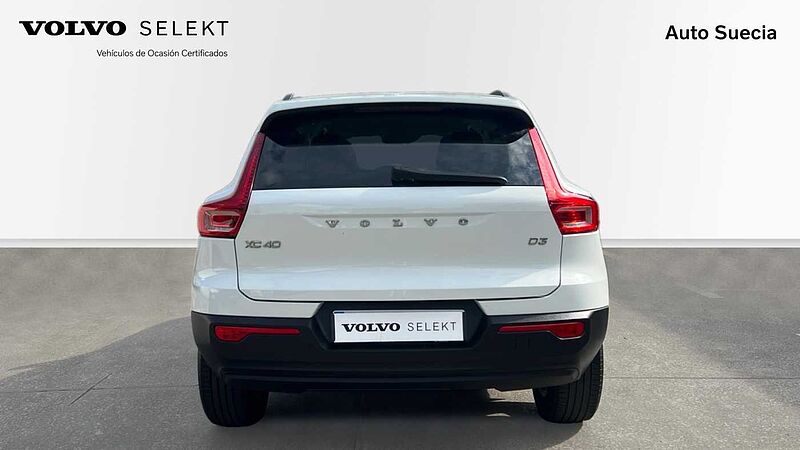 Volvo  XC40 D3  Manual