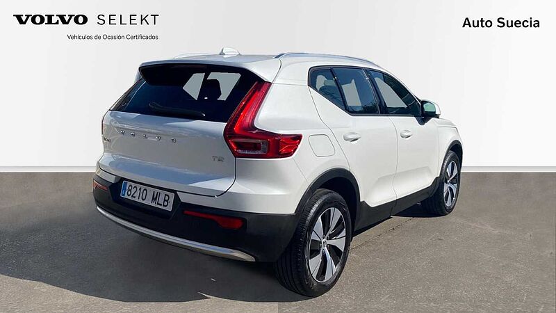 Volvo  XC40 Core, T2 automático, Gasolina