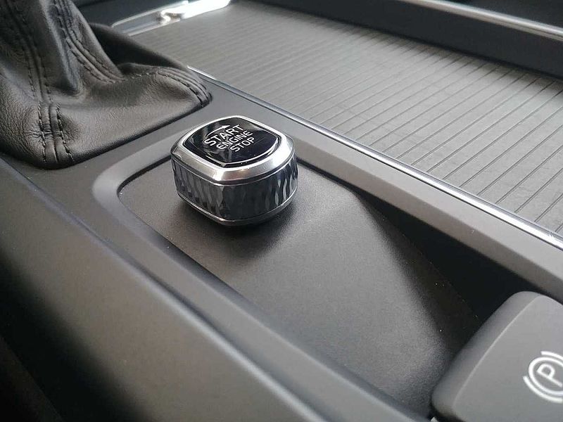 Volvo  XC60 D4 AWD Momentum B Automático